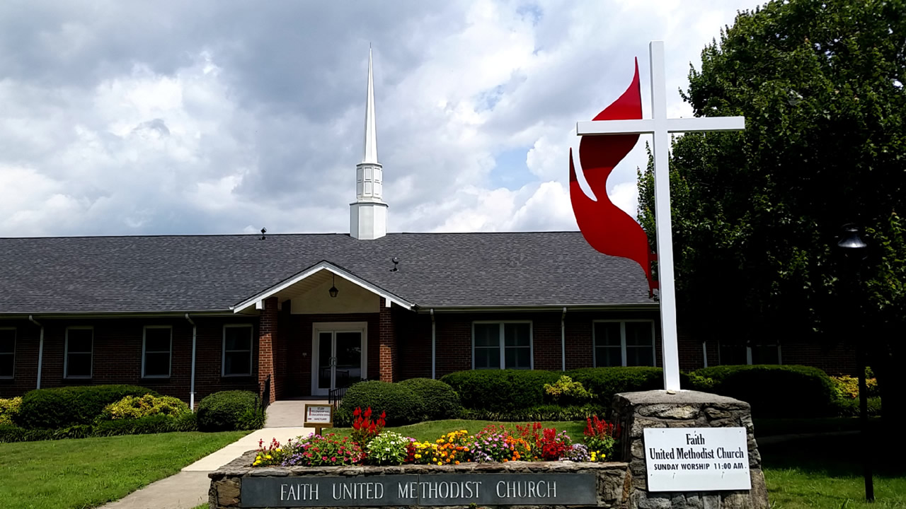 Faith UMC, Waynesville, NC entrance, sign--Waynesville, NC United Methodist Church